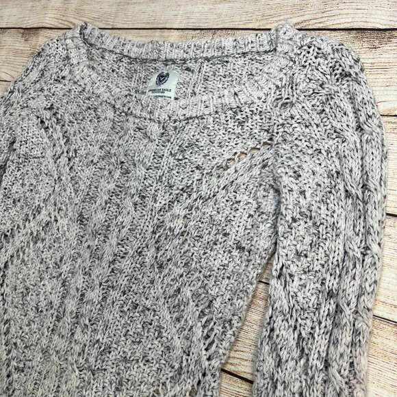 American Eagle Gray Marled Cable Knit Cropped Sweater Size Small - Picture 10 of 12